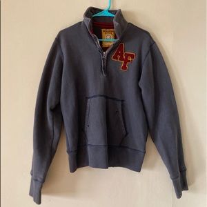 Classic Abercrombie & Fitch Sweatshirt!